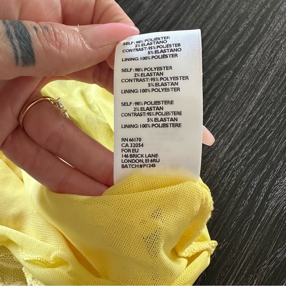 Urban Outfitters Kimchi Blue Kori Strapless Floral Lace Crop Top in Yellow, XL - Picture 13 of 13